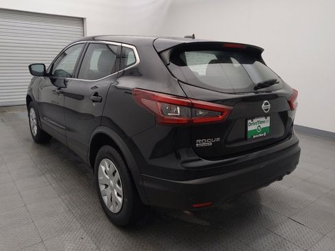 Used 2020 Nissan Rogue Sport S image 5