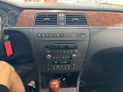 Used 2005 Buick LaCrosse CXL w/ Gold Convenience Package FWD image 35