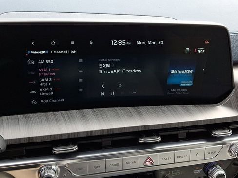 Used 2025 Kia Telluride SX w/ SX Captain's Chair Package image 18