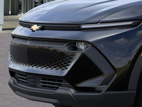 New 2026 Chevrolet Equinox EV LT image 13