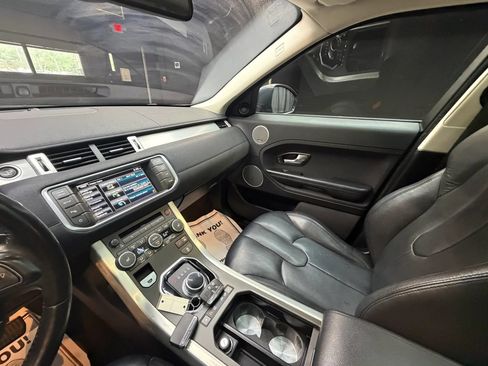 Used 2015 Land Rover Range Rover Evoque Pure Plus AWD/4WD image 25