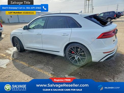 Used 2019 Audi Q8 Prestige w/ Luxury Package AWD/4WD image 3