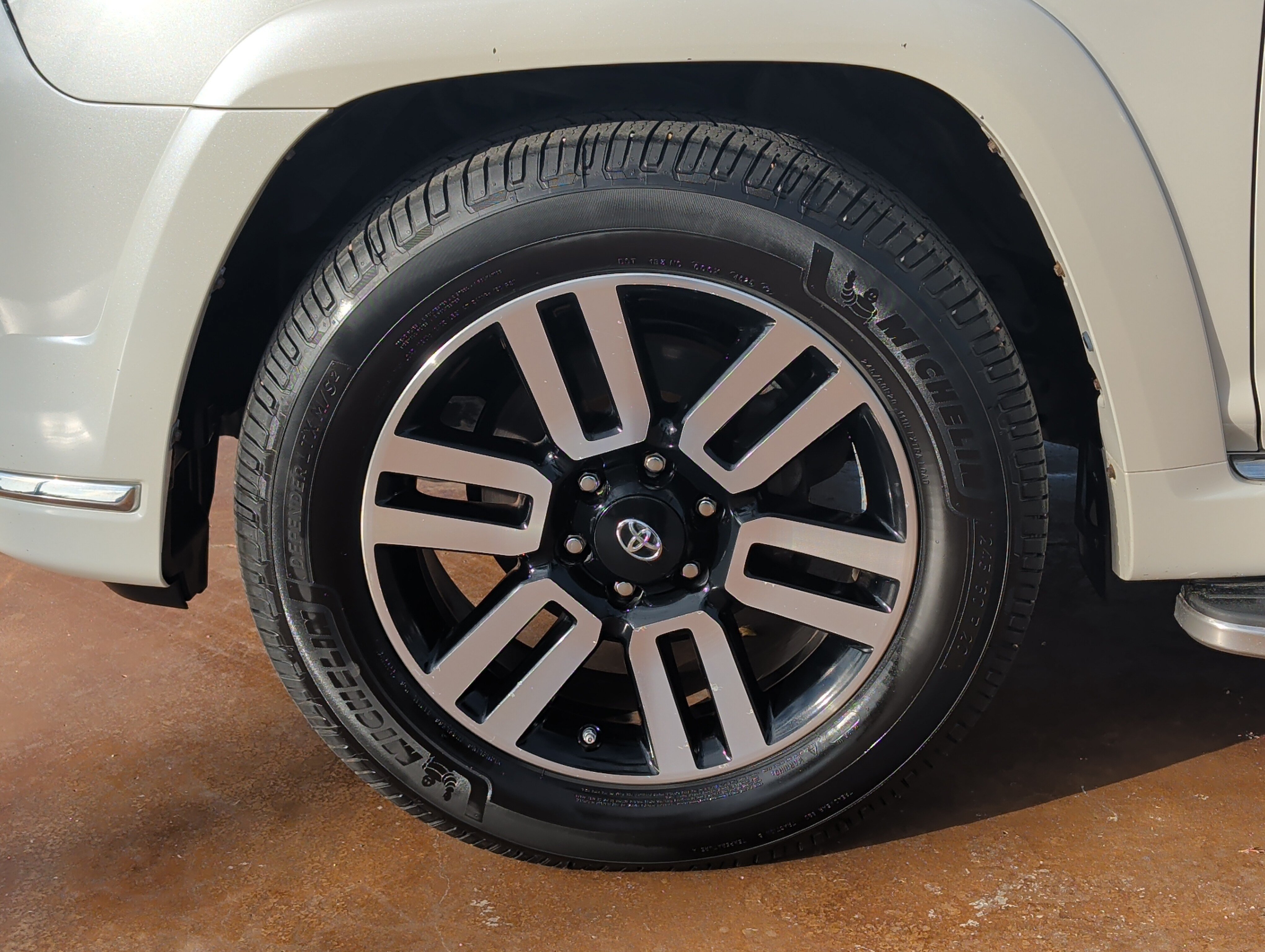 Used 2017 Toyota 4Runner Limited RWD image 7