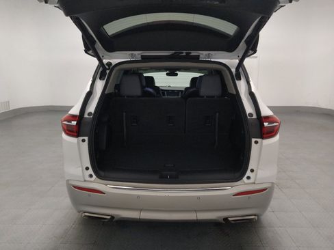 Used 2020 Buick Enclave Essence w/ Sound and Sites Package AWD/4WD image 29