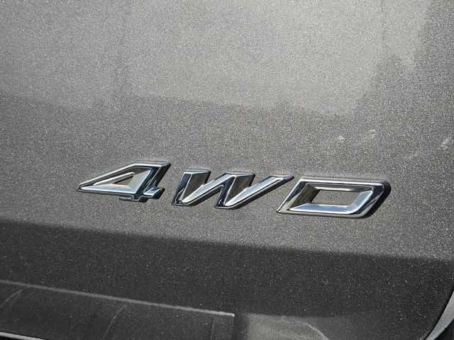 Used 2022 Ford Explorer Platinum w/ Equipment Group 601A AWD/4WD image 9