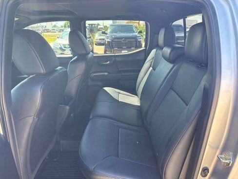 Certified 2020 Toyota Tacoma Limited AWD/4WD image 12