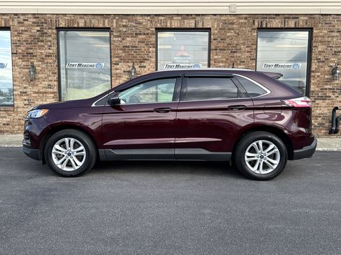 Used 2020 Ford Edge SEL w/ Convenience Package AWD/4WD image 2