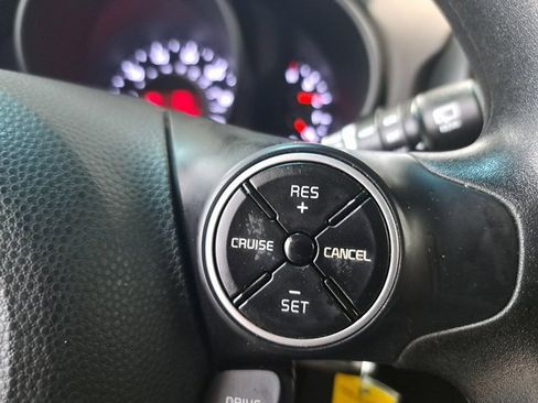 Used 2018 Kia Soul image 17