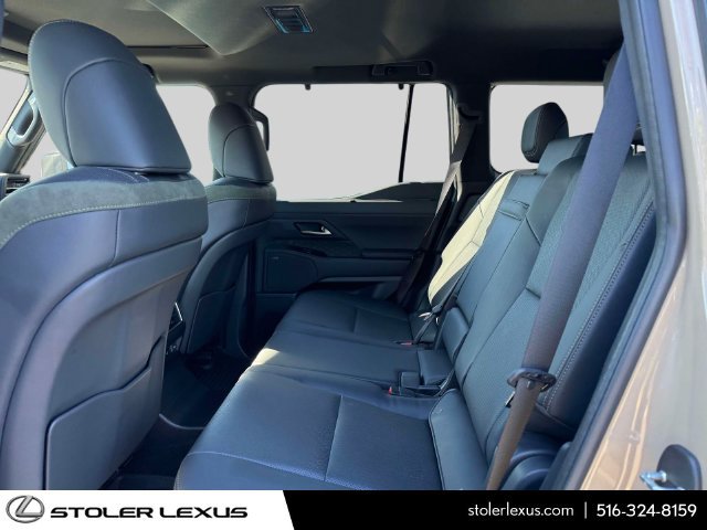 Used 2024 Lexus GX 550 AWD/4WD image 18