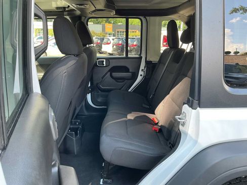 Used 2023 Jeep Wrangler Unlimited Sport AWD/4WD image 25