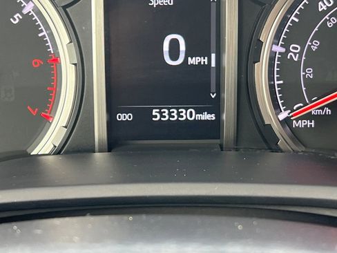 Certified 2024 Toyota 4Runner TRD Off-Road image 32