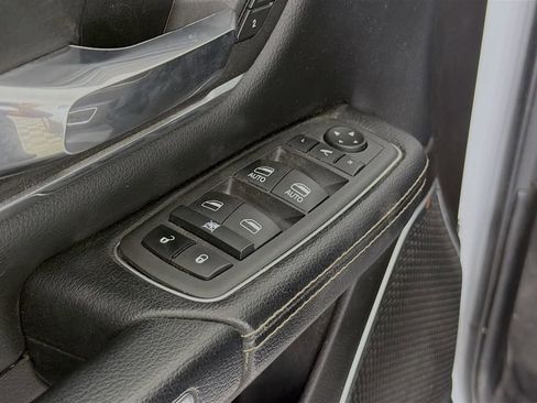 Used 2022 RAM 1500 Laramie w/ Sport Appearance Package AWD/4WD image 21
