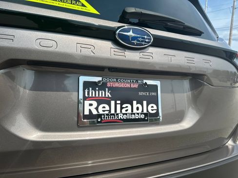 Used 2025 Subaru Forester Premium AWD/4WD image 31