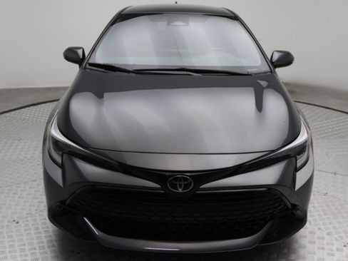 Used 2025 Toyota Corolla SE image 5