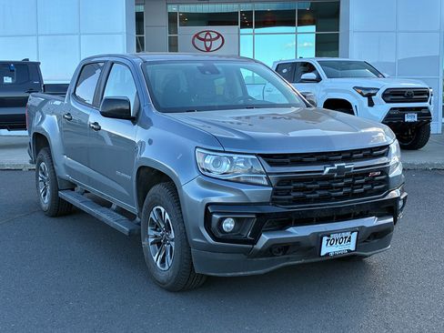 Used 2021 Chevrolet Colorado Z71 w/ Safety Package AWD/4WD image 1