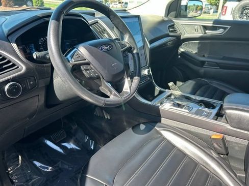 Used 2024 Ford Edge SEL AWD/4WD image 15