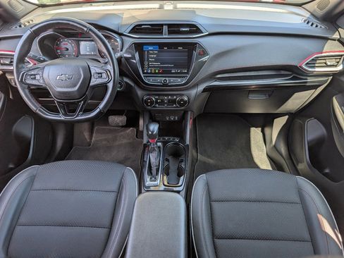 Used 2023 Chevrolet TrailBlazer RS w/ Convenience Package image 4