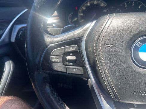 Used 2018 BMW 530i xDrive AWD/4WD image 22