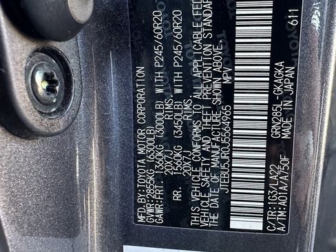 Used 2018 Toyota 4Runner Limited image 14