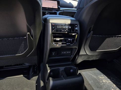 New 2026 Jeep Grand Cherokee L Limited AWD/4WD image 29