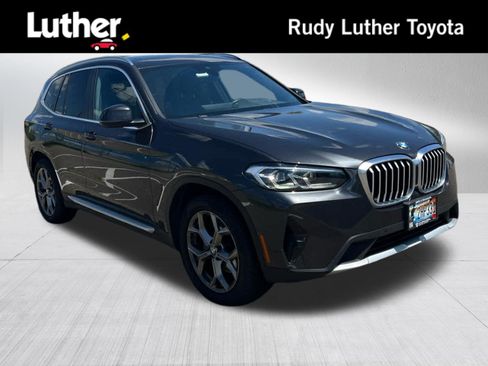 Used 2022 BMW X3 xDrive30i w/ Premium Package 2 AWD/4WD image 1