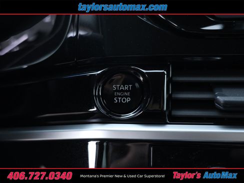 New 2025 Nissan Pathfinder SV w/ SV Premium Package image 22