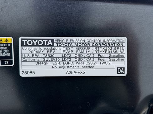 Used 2024 Toyota Venza Nightshade AWD/4WD image 21