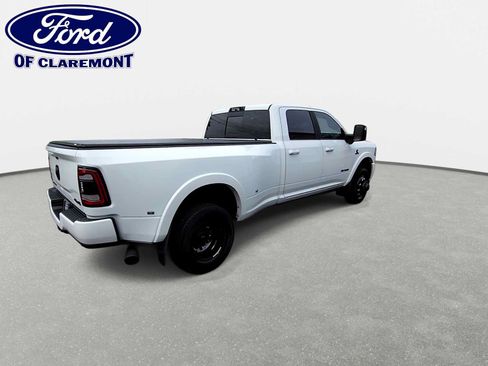Used 2024 RAM 3500 Limited w/ Night Edition AWD/4WD image 8