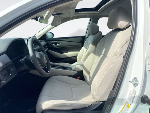 Used 2023 Honda Accord EX image 13