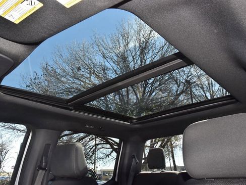 Certified 2022 Ford F150 XLT w/ Equipment Group 302A High image 33