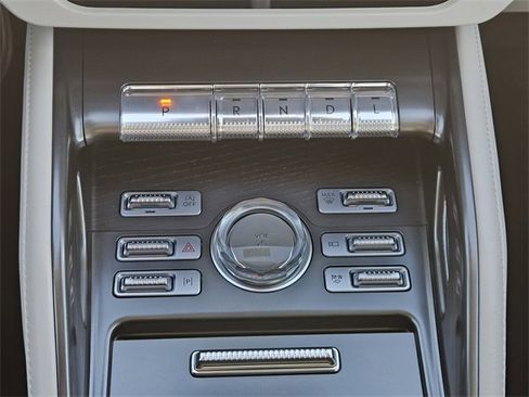 New 2026 Lincoln Nautilus Reserve image 18