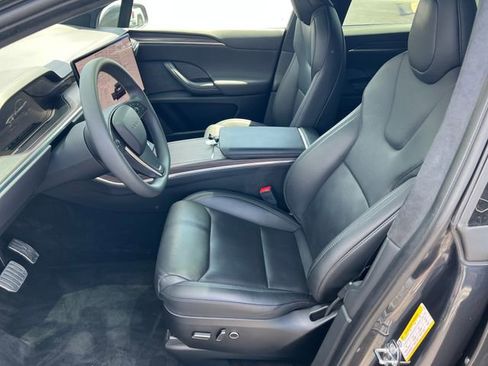 Used 2024 Tesla Model X AWD/4WD image 10