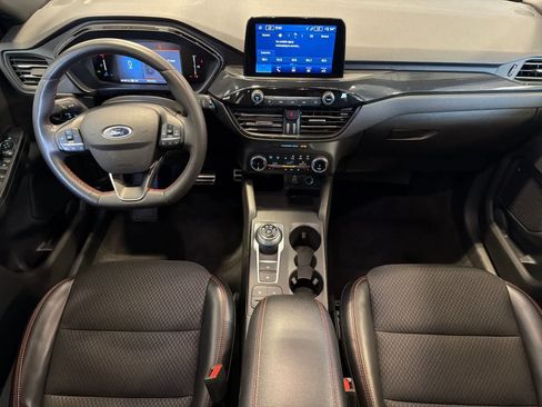 Used 2024 Ford Escape ST-Line AWD/4WD image 3