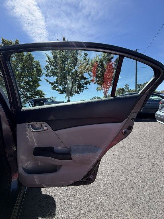Used 2013 Honda Civic LX image 12