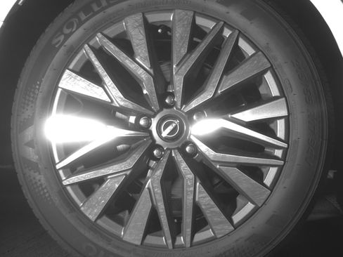 Used 2025 Nissan Altima 2.5 SV FWD image 15