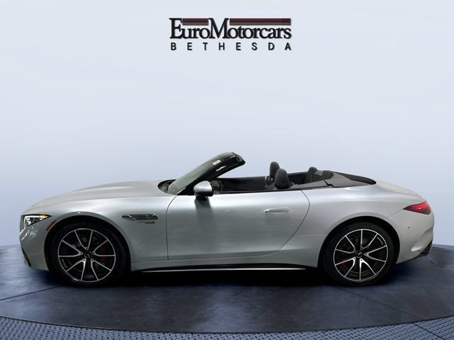 Used 2022 Mercedes-Benz SL 55 AMG 4MATIC image 2