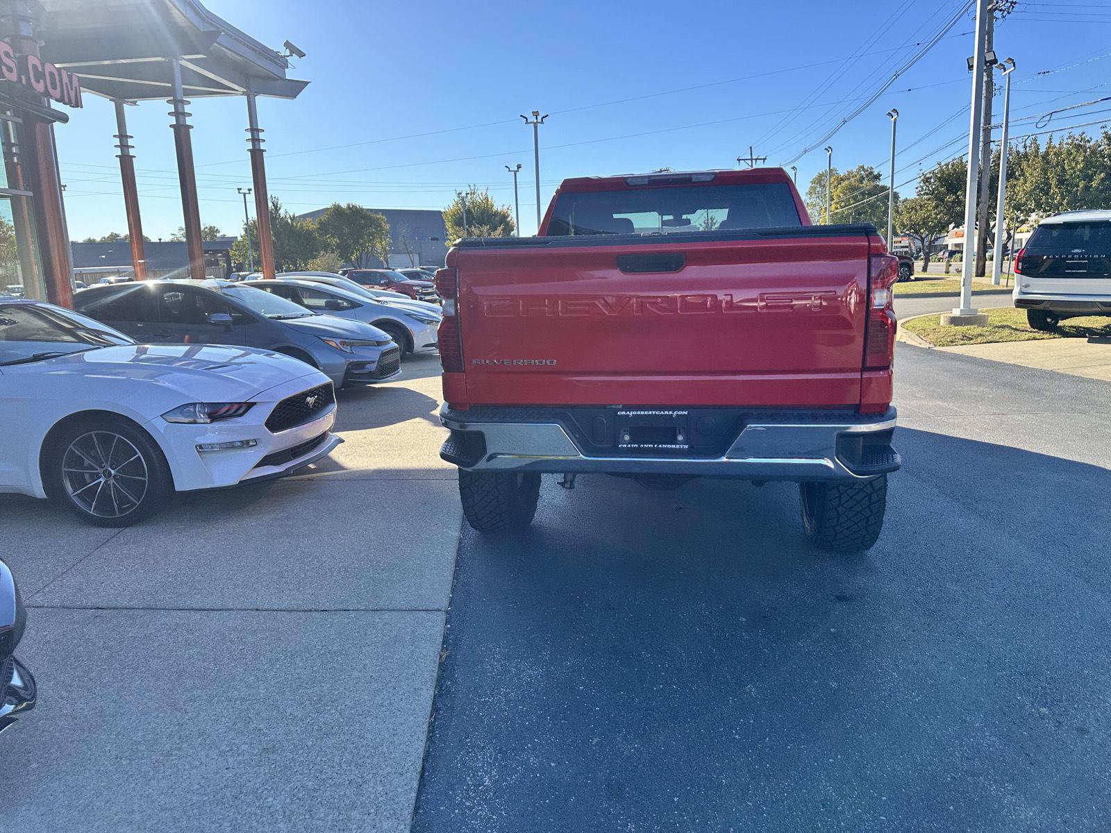 Used 2019 Chevrolet Silverado 1500 LT AWD/4WD image 5