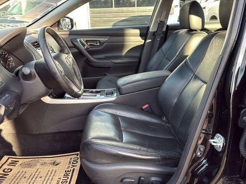 Used 2015 Nissan Altima 2.5 SL w/ Technology Package image 14