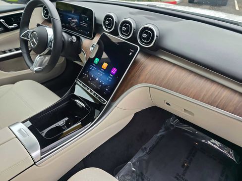 Used 2025 Mercedes-Benz C 300 4MATIC Sedan image 12