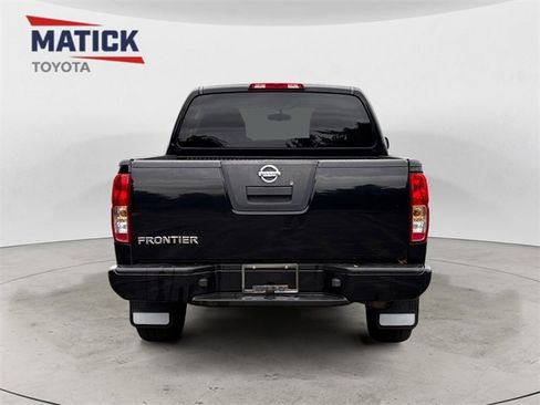 Used 2012 Nissan Frontier SV w/ Sport Appearance Pkg image 6