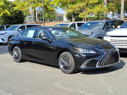New 2025 Lexus ES 300h w/ Luxury Package