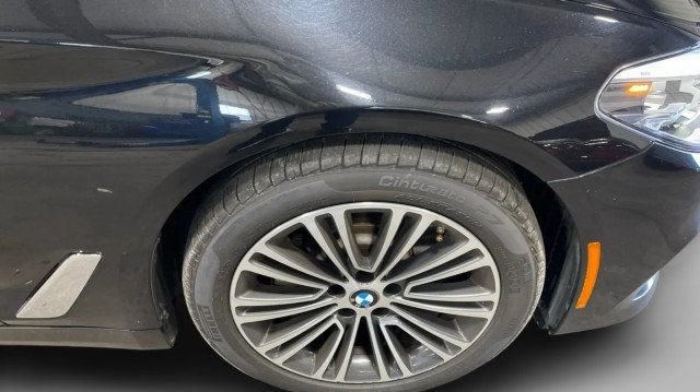 Used 2018 BMW 540i RWD image 21
