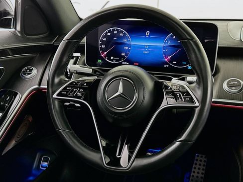 Used 2023 Mercedes-Benz S 500 4MATIC w/ AMG Line image 8