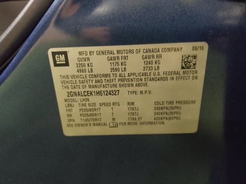 Used 2017 Chevrolet Equinox LT image 33