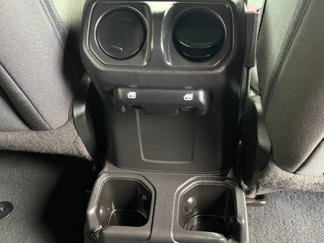 Used 2022 Jeep Wrangler Unlimited Sport AWD/4WD image 8