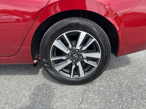 Used 2025 Nissan Versa SV image 26