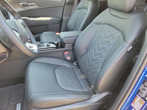 Used 2025 Kia Sportage X-Line w/ Premium Package AWD/4WD image 11
