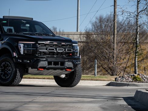 Used 2025 Ford F150 Raptor w/ Equipment Group 803A Raptor R image 37