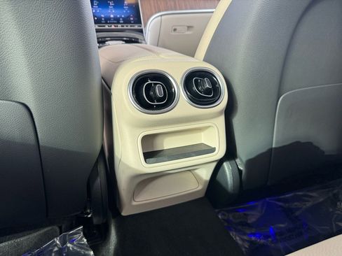 Certified 2024 Mercedes-Benz GLC 300 GLC 300 image 19