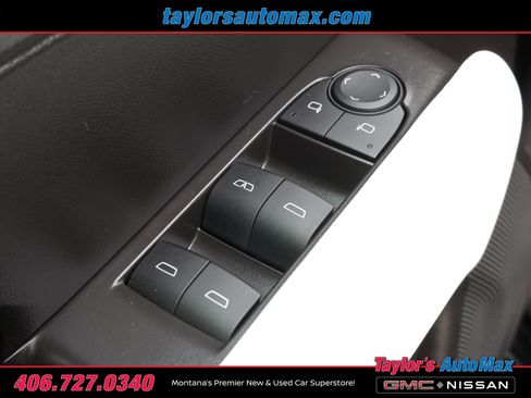 Used 2024 GMC Canyon AT4X image 32